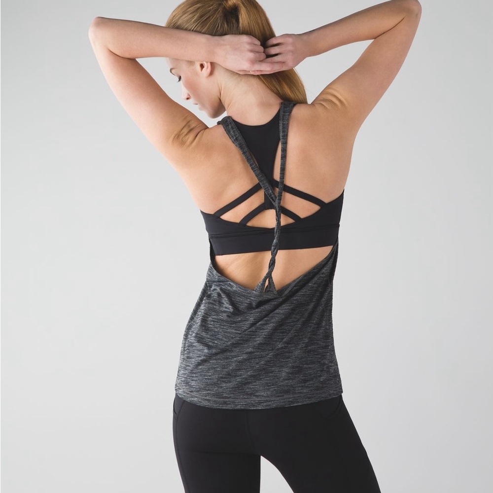 Lululemon Twist and Toil Tank Heather Gray Black/Black sz 4 Built in Sports Bra